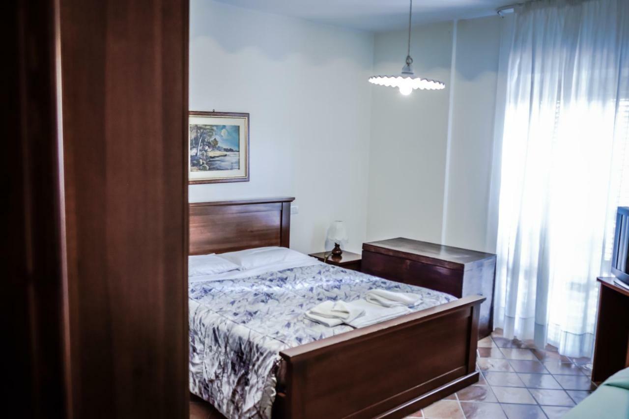 "La Grancia" Country House Guest House Treia Exterior photo
